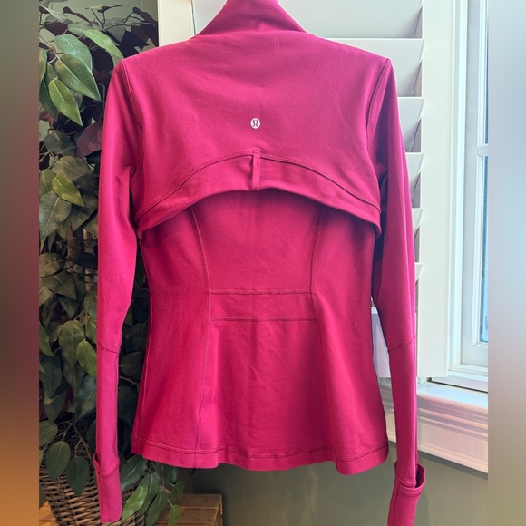 Lululemon Define Jacket - size 6 - Picture 2 of 6
